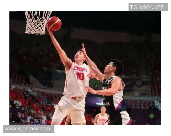 福建队王哲林领衔对决新疆队展现篮球激情与实力的巅峰对抗